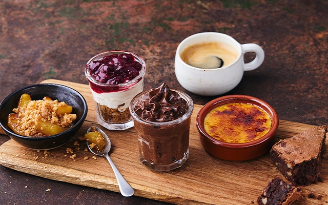 CAFÉS & GOURMANDISES
