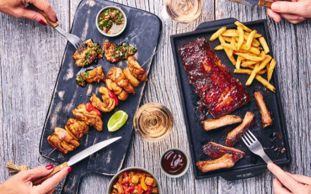 POULET, RIBS & CO